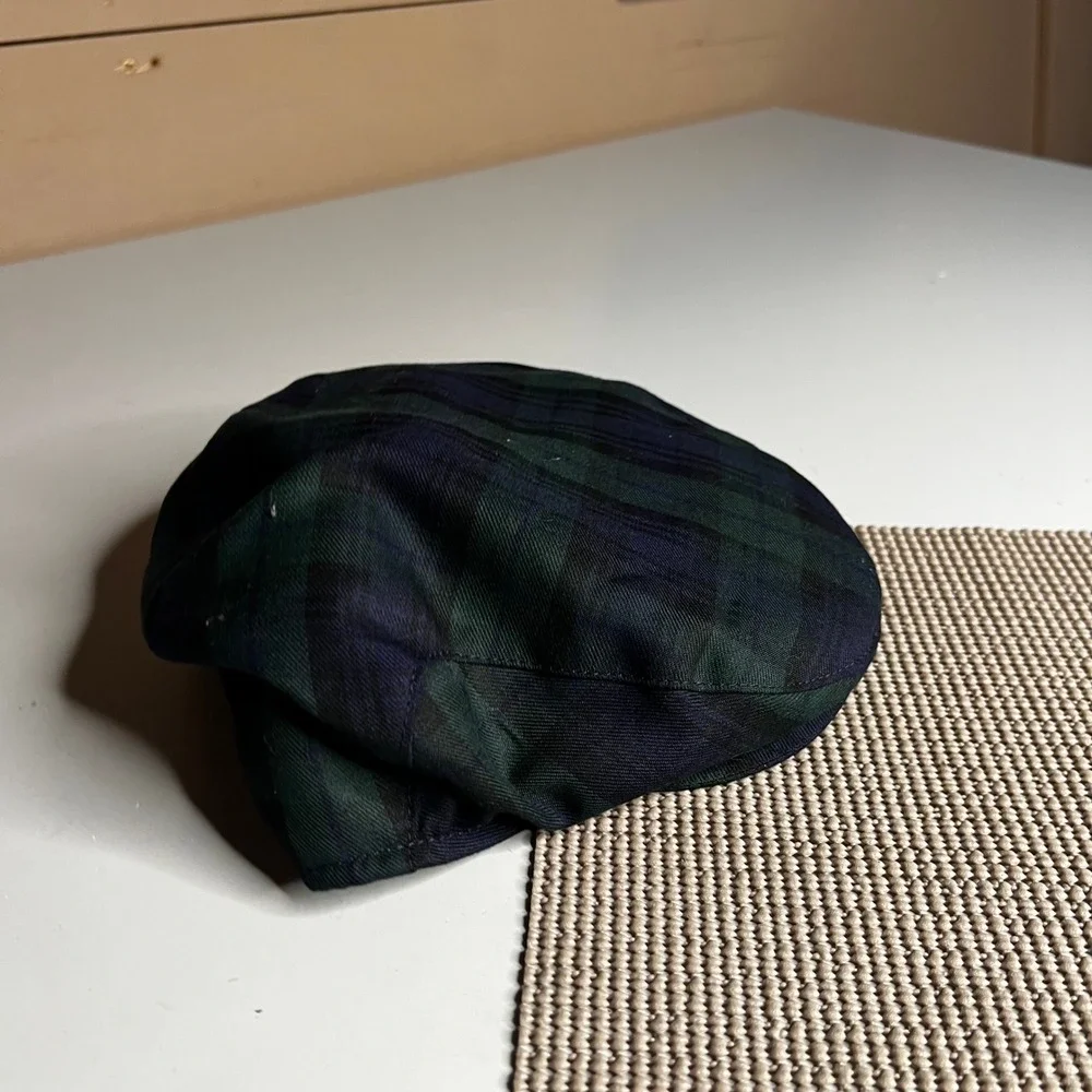 Tartan Tweeds Black Watch Plaid Flat Cap Made in Scotland Green Navy Large 7 1/4 - Picture 1 of 6